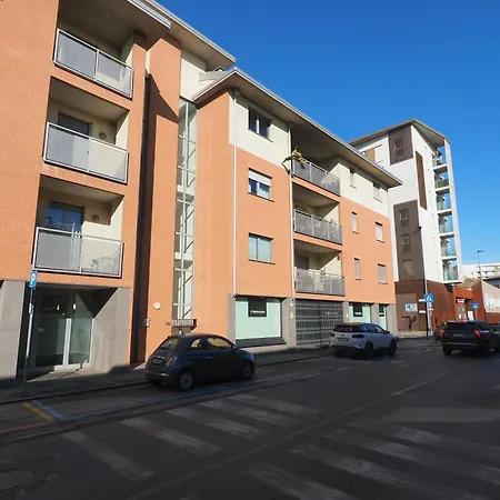 Center - Modern Flat With Free Parking And Wifi - A Apartment