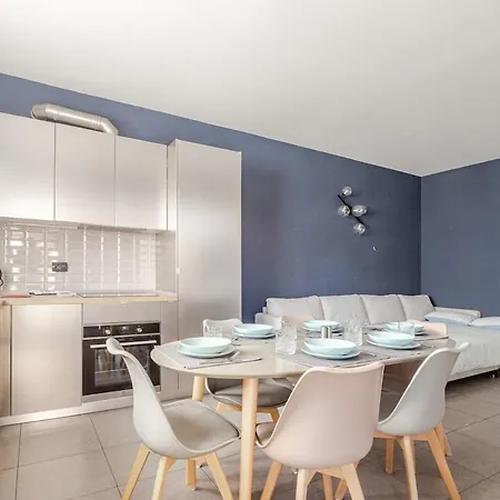 Center - Modern Flat With Free Parking And Wifi - A Bergamo