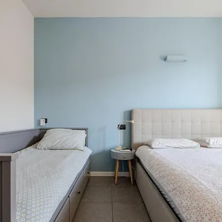 Center - Modern Flat With Free Parking And Wifi - A Apartment *