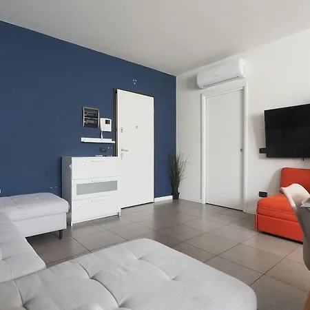 Center - Modern Flat With Free Parking And Wifi - A Apartment *